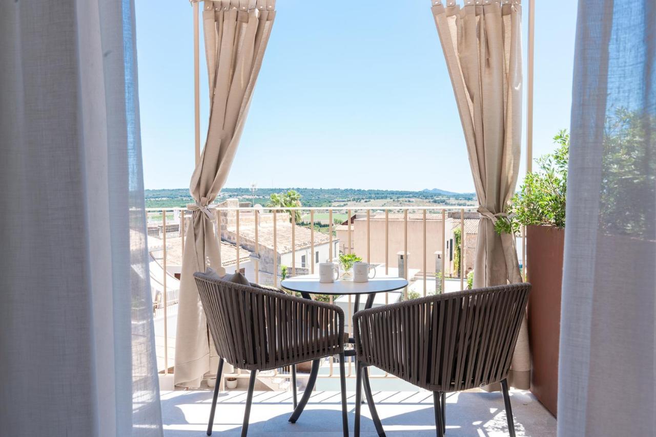 Ynaira Hotel & Spa Ариань Экстерьер фото