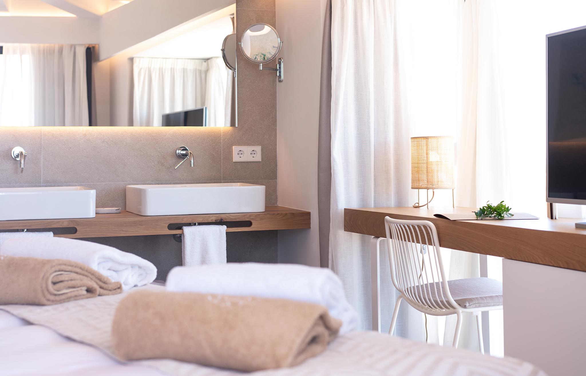 Ynaira Hotel & Spa Ариань Экстерьер фото