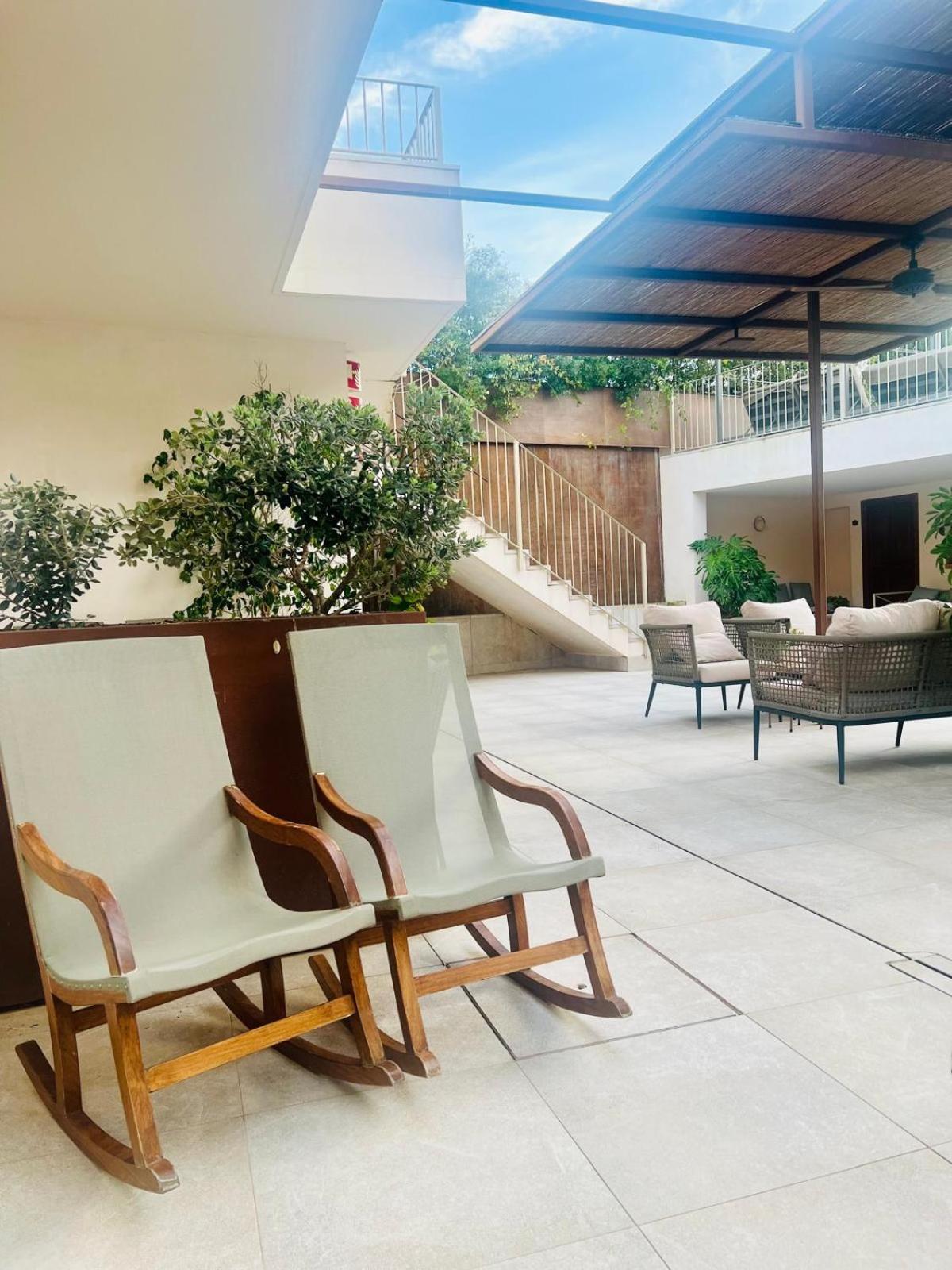 Ynaira Hotel & Spa Ариань Экстерьер фото